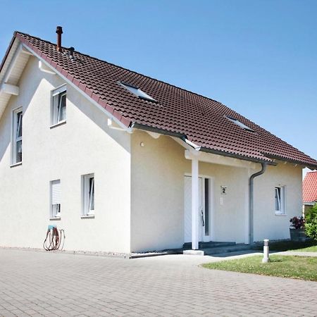 Ferienhaus Adler In Миров Экстерьер фото