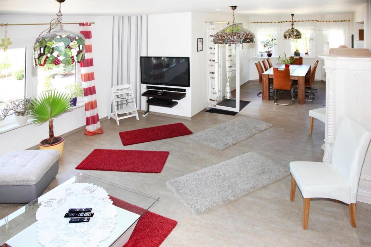 Ferienhaus Adler In Миров Экстерьер фото